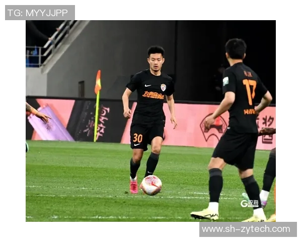 青岛临阵换帅引发争议球队战绩惨淡遭遇22连败困境