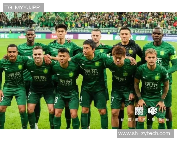 重庆力帆主场迎战北京国安期待精彩对决球迷热情高涨助威球队奋勇争胜